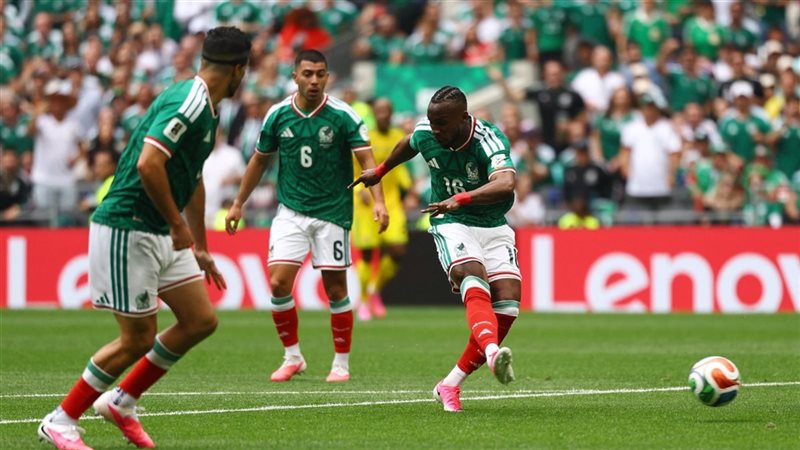 عرض من الدوري الإنجليزي للتعاقد مع كينيونيس بعد تألقه في كأس العالم