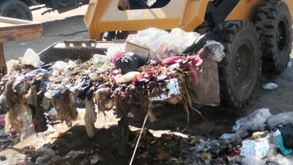 تنفيذًا لتوجيهات محافظ الفيوم.. حملات مكثفة للنظافة ورفع الإشغالات بـ إطسا