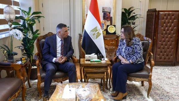 إنجاز المشروعات ومتابعة تنفيذها .. تفاصيل لقاء وزيرة التنمية المحلية والبيئة بمحافظ سيناء
