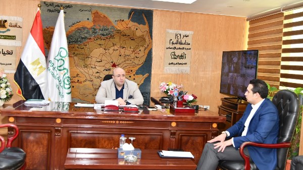 lحافظ الفيوم: ضرورة رفع الوعي لدى الطلاب بأهمية مبادرة المشروعات الخضراء الذكية