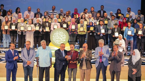 مكتبة الإسكندرية تكرم 100 فائز في الدورة الثانية من جائزة القراءة الكبرى 2026| صور