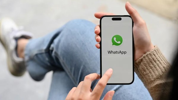 تحديث واتساب الجديد يشعل الجدل.. حركة بسيطة تزعج المستخدمين