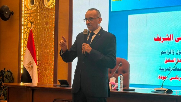 تأهيل المقبلين على الزواج.. خبير إتيكيت: الإسلام أقام توازنا متكاملا بين جمال الروح وحسن المظهر
