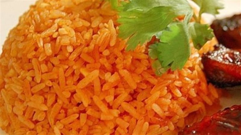 طريقة عمل رز السمك بوصفة المطاعم الاحترافية