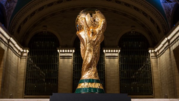 كأس العالم يصل لمحطة سنترال بارك في نيويورك