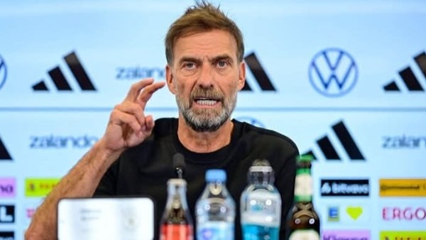 يورجن كلوب للجماهير في مؤتمر صحفي: إذا تعرضتم لعائلتي فسأرحل فورا عن تدريب منتخب ألمانيا
