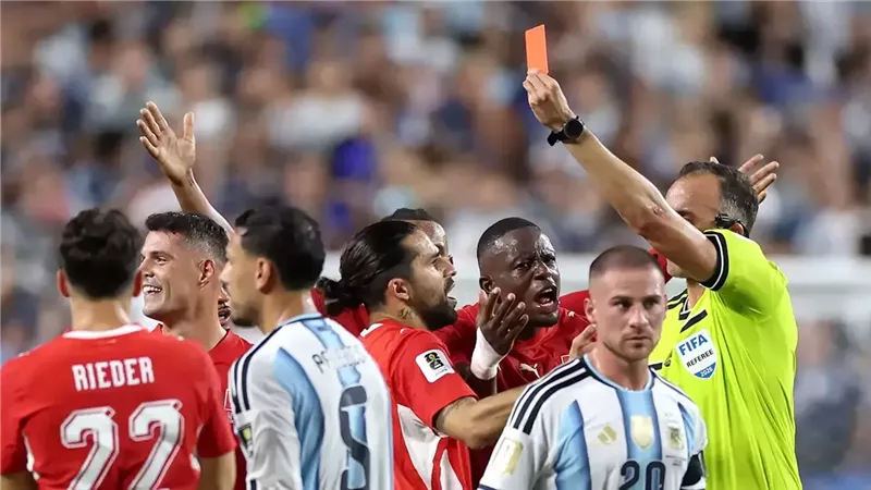 من باب “التحايل”، إيمبولو مهاجم سويسرا يدخل تاريخ كأس العالم