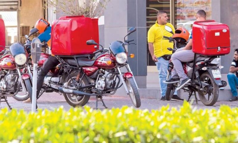 عمال الشارع في أمان.. تفاصيل قرار ضم المهن الحرة والدليفري للمعاشات والتأمينات