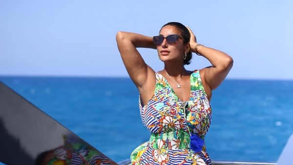 جوري بكر تستعرض رشاقتها في أحدث ظهور
