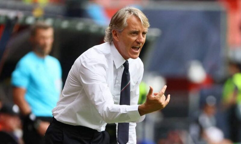 من قمة العالم إلى دوامة الغياب.. هل ينجح مانشيني في إنقاذ المنتخب الإيطالي؟