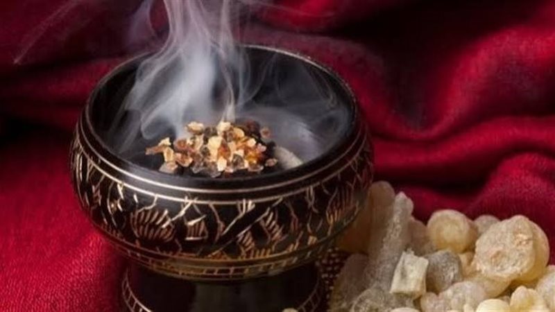 تفسير حلم البخور في المنام وعلاقته بسماع أخبار سعيدة قريبا