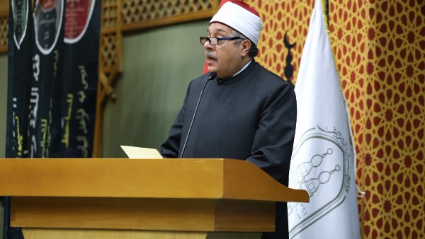 أيمن عبد الغني: الأمة التي تعظم لغتها تعظم دينها وتحفظ هويتها وتبني مستقبلها