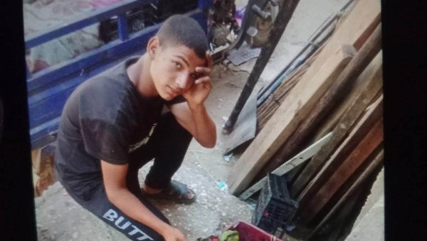 شقيقة الشاب الغارق تستغيث : أخويا بقاله يومين في نيل التبين ومش عارفين نطلعه