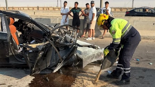 مصرع شخصين وإصابة طفلين من أسرة واحدة في حادث انقلاب سيارة بالشروق