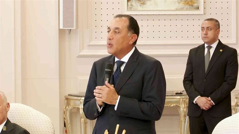 مدبولي لمنتخب مصر: أحييتم روح الانتماء ورفعتم سقف طموحات المصريين