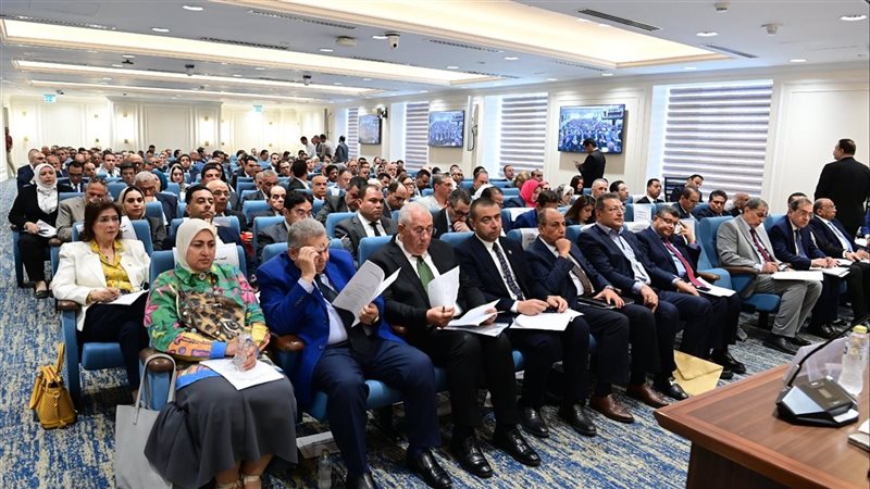 نائب يرفض قانون مستقبل مصر: ينسف المكتسبات الدستورية والموازنة الجديدة