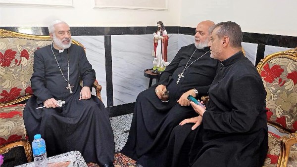 الأنبا باسيليوس يستقبل الأنبا توماس في فعاليات الندوة التكوينية الرابعة لخدام الإيبارشية