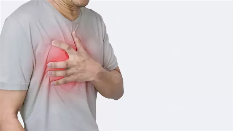 أسباب ألم الصدر عند صعود السلم