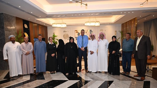 محافظ جنوب سيناء يستمع لأهالي الجبيل: التنمية تُرسم بالحوار.. ومشروعات جديدة ترتقي بالقرية