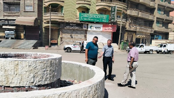 محافظ الدقهلية يتابع تطوير وتشجير ميادين ميت غمر