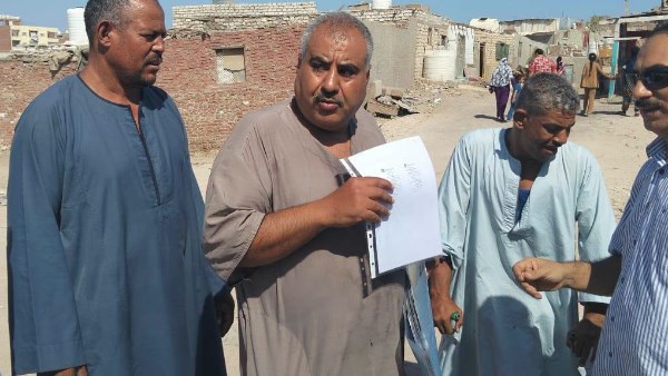 حي جنوب الغردقة يطلق حملة بـ«زرزارة الجديدة» لحث المواطنين على تقنين أوضاعهم