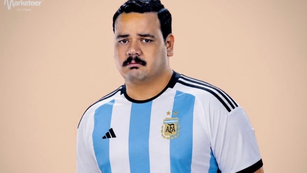 كل ما أشجّع منتخب يخسر .. مصطفى غريب يُعلّق على هزيمة فرنسا