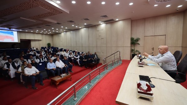 النقل : تشغيل خطوط أتوبيسات حديثة تربط مرسى مطروح بمدن المحافظة