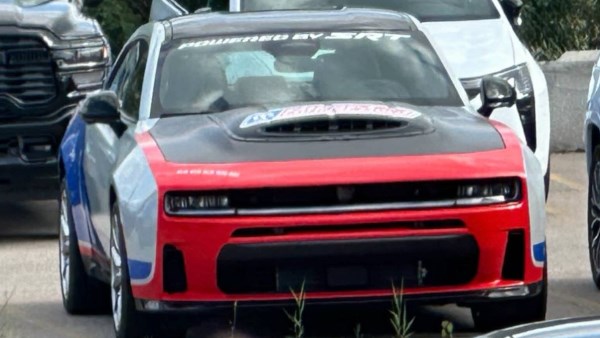 عودة دودج تشارجر SRT بقوة 1000 حصان وبدون محرك V8
