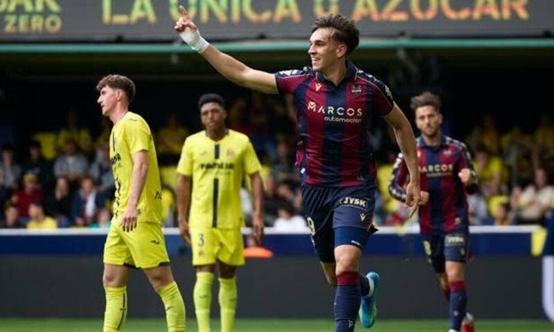 ريال مدريد يضم المهاجم إسبي من ليفانتي