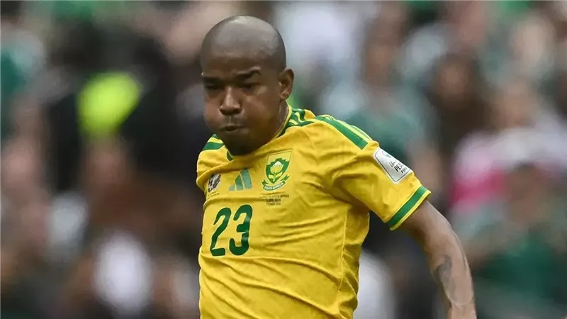 “كاف” ينعي جايدن آدامز لاعب جنوب أفريقيا وصن داونز