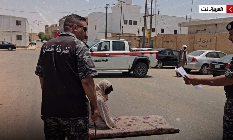 تنفيذ حكم الجلد بقضية “زنا” في الشارع العام بليبيا يثير ضجة