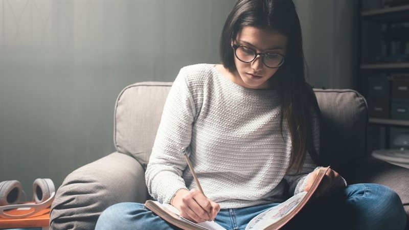 أطعمة تحسن التركيز والذاكرة لطلاب الثانوية العامة ليلة الامتحان