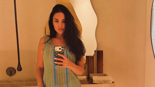 صورة نادرة لـ درة من طفولتها