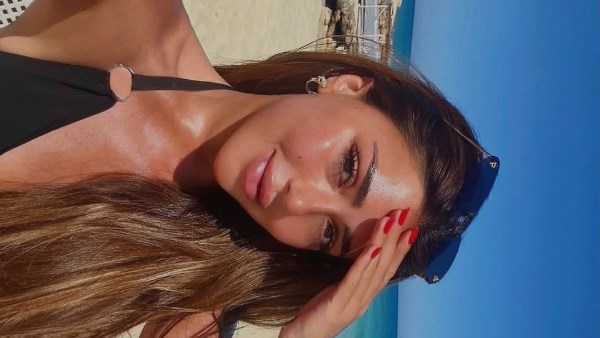 سارة سلامة تشارك جمهورها صورا من عطلتها الصيفية