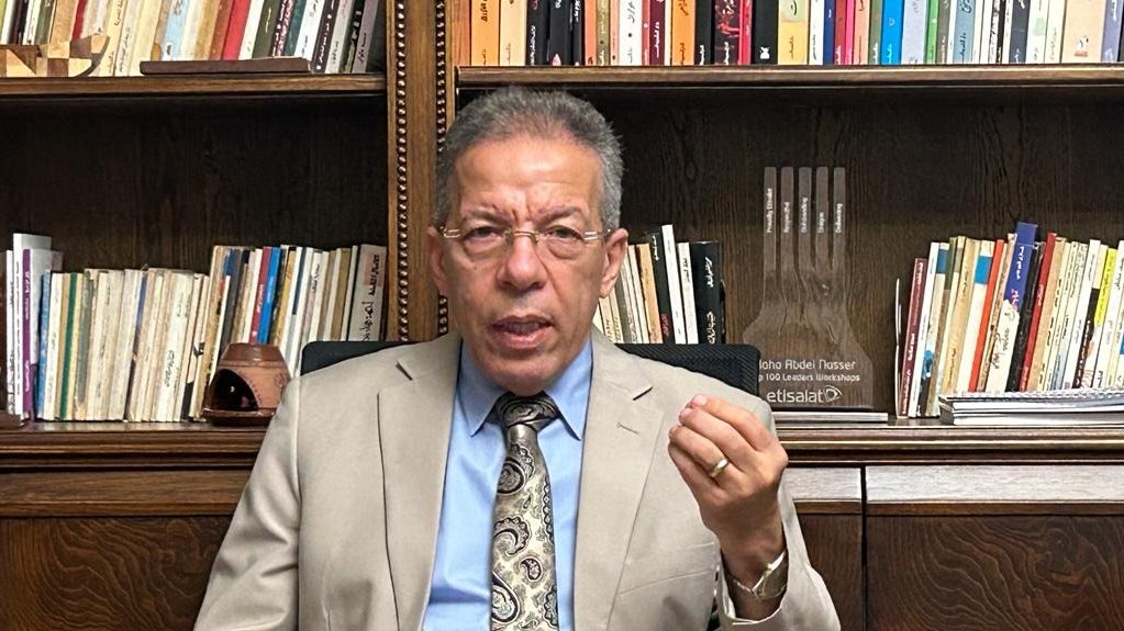 نقيب الأطباء يطالب بوقف قبول طلاب بالكليات التي لا تمتلك مستشفيات جامعية