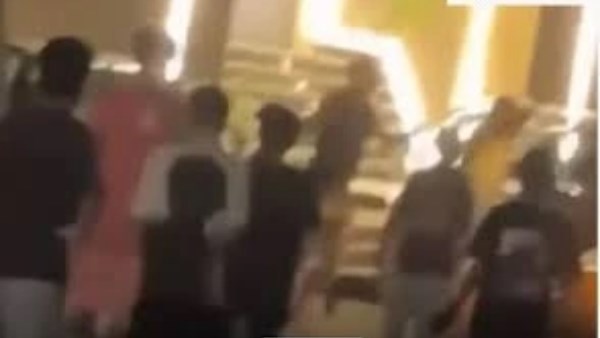 اعتد.اء وسحل أسرة في سكن مصر بحدائق أكتوبر.. فيديو يشعل مواقع التواصل