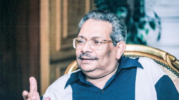 فى ذكراه.. رحلة أسامة أنور عكاشة من طنطا إلى عالم الفن