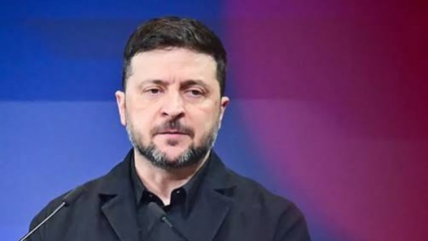 زيلينسكي: أجريت حوارًا جيدًا مع مبعوثَي ترامب بشأن مسار السلام في أوكرانيا
