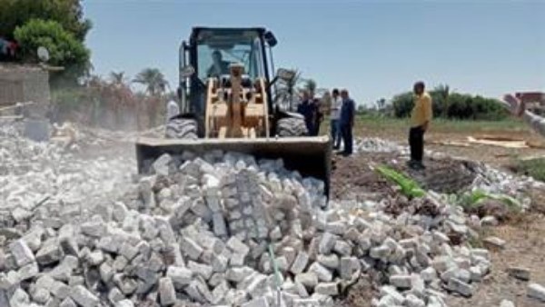 محافظ الفيوم: إزالة 929 حالة تعدٍ خلال الموجة الـ29 لاسترداد أراضي الدولة
