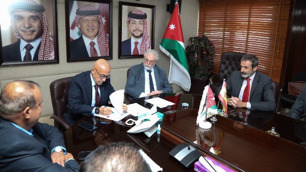الأردن وإسبانيا توقعان اتفاقية بـ765 ألف يورو للتحول الرقمي بقطاع المياه