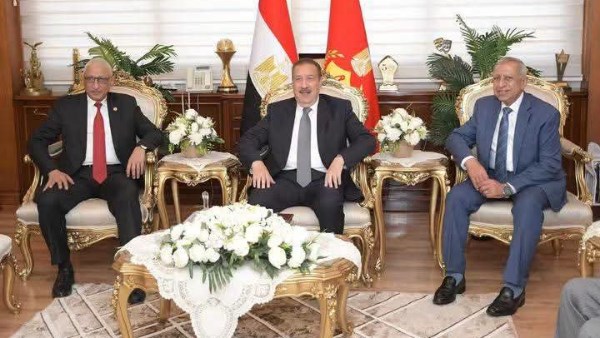 محافظ شمال سيناء يدعو الشركات الدولية والمحلية لزيارة المحافظة لللتعرف على الفرص الاستثمارية