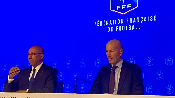 زيدان: تدريب منتخب فرنسا كان هدفي الوحيد في السنوات الأخيرة