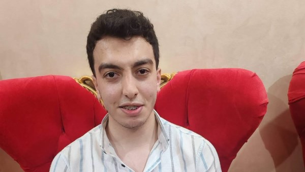 محافظ المنوفية يقدم التهنئة للخامس على الجمهورية بالثانوية العامة شعبة “علمي رياضة”