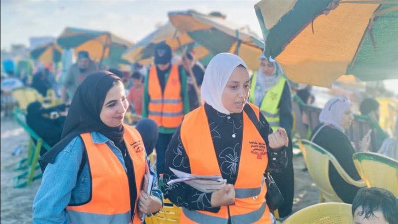 حملات مكثفة على شواطئ رأس البر بدمياط لتوعية الأسر بمخاطر الإدمان