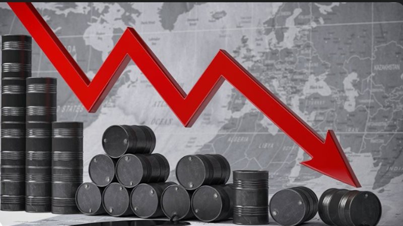 أسعار النفط تتراجع عالميا وسط تبادل الضربات بين الولايات المتحدة وإيران