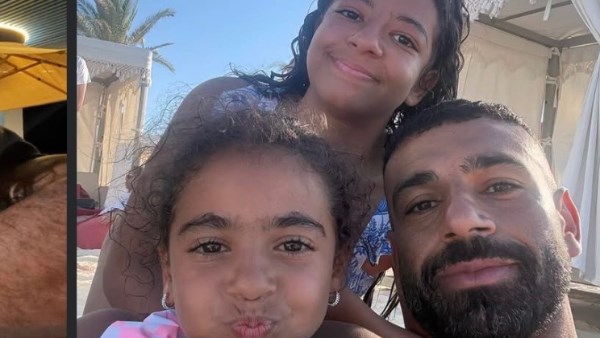 بابتسامة الأسرة.. محمد صلاح يشارك جمهوره أحدث لحظاته العائلية