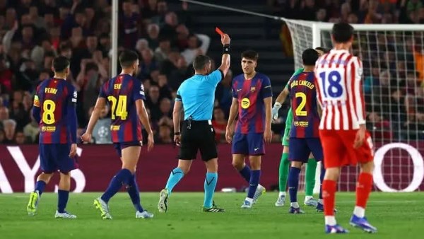 بيكيه: برشلونة يبدأ الموسم بأفضلية.. وما زال متفوقًا على ريال مدريد