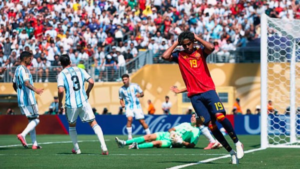 توابع هزيمة نهائي كأس العالم …حارس الأرجنتين يلمح لإمكانية الاعتزال الدولي