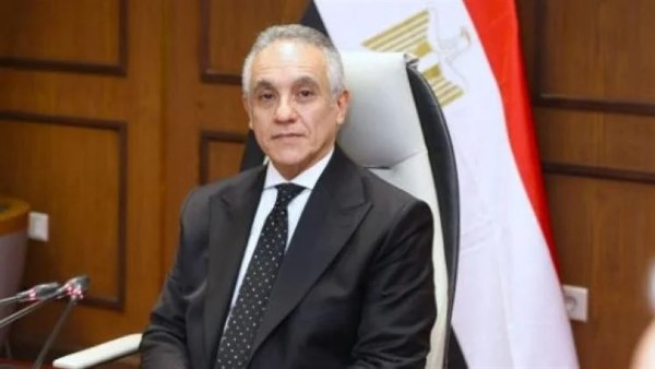 وزير العدل ينشأ فرع توثيق جديد للبنك الأهلي بالتجمع الخامس | تفاصيل