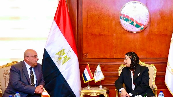 رئيس وأعضاء نادي قضاة مصر يزورون النيابة الإدارية لتهنئة المستشارة هدى عيسى بمنصبها